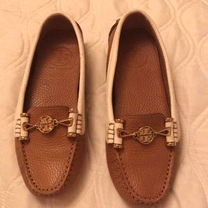 Loafers like new. Size 5